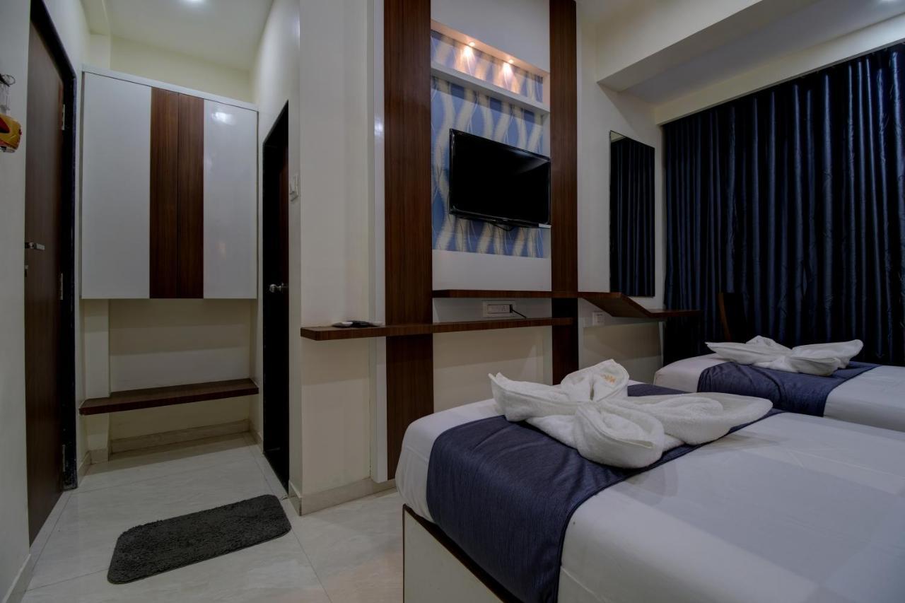 נאווי מומבאי Hotel Mourya Residency מראה חיצוני תמונה